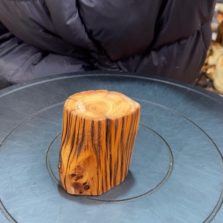 柏木（崖柏）随型摆件