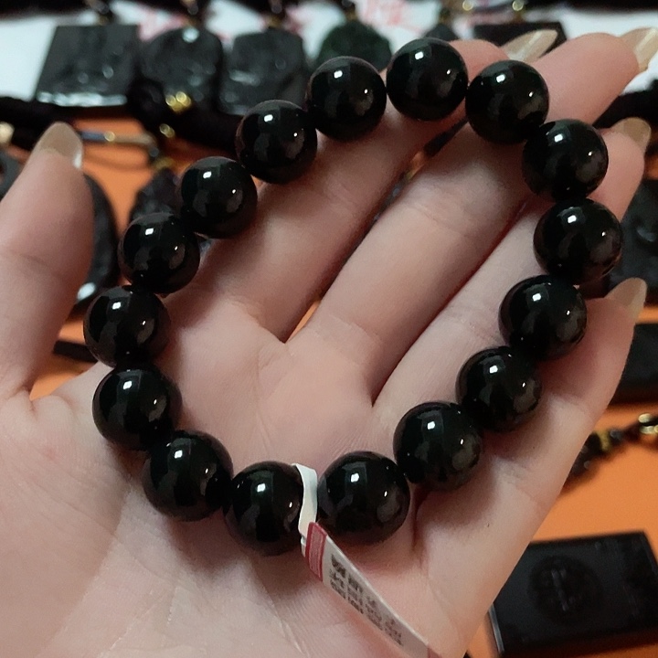 翡翠颈饰未镶嵌ℳ****⁰