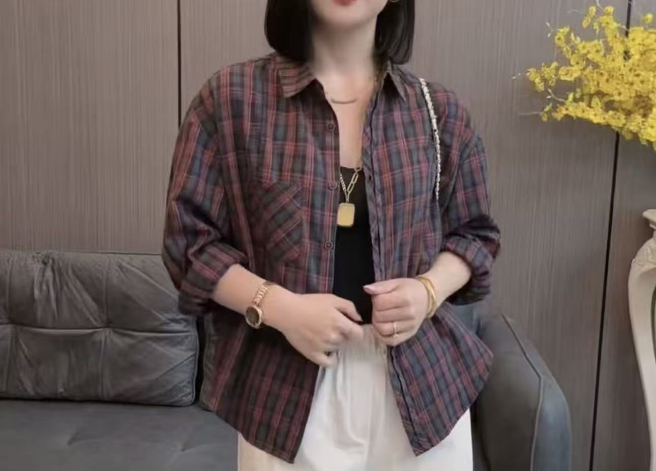 2025新款女士秋季长袖休闲衬衫时尚宽松显瘦减龄百搭格子衬衣