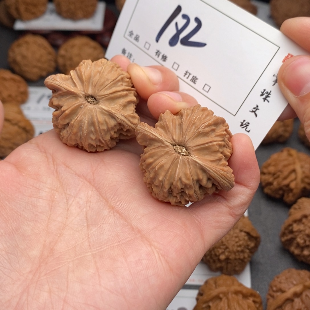 文玩核桃吊坠40全品磨盘182