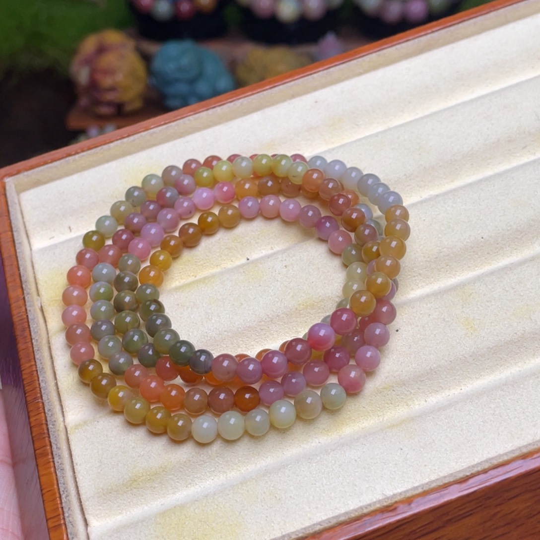 玛瑙/玉髓未镶嵌珠宝半成品盐源玛瑙彩虹多圈