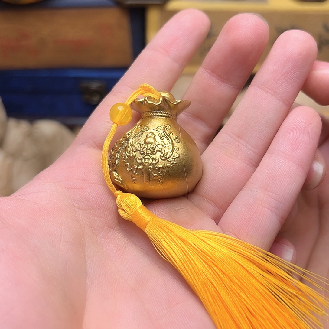 精美铜器点击下单