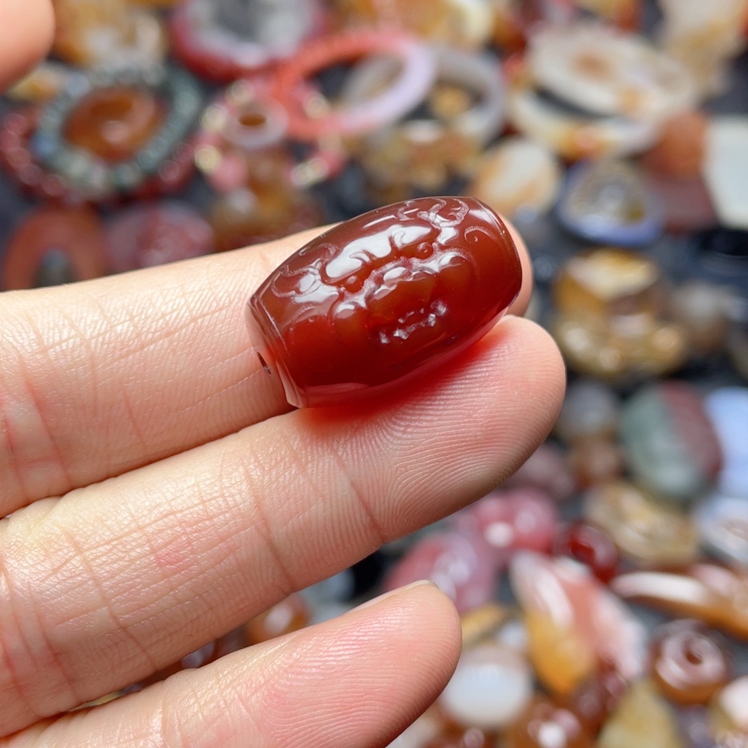 清***阳玛瑙/玉髓未镶嵌颈饰