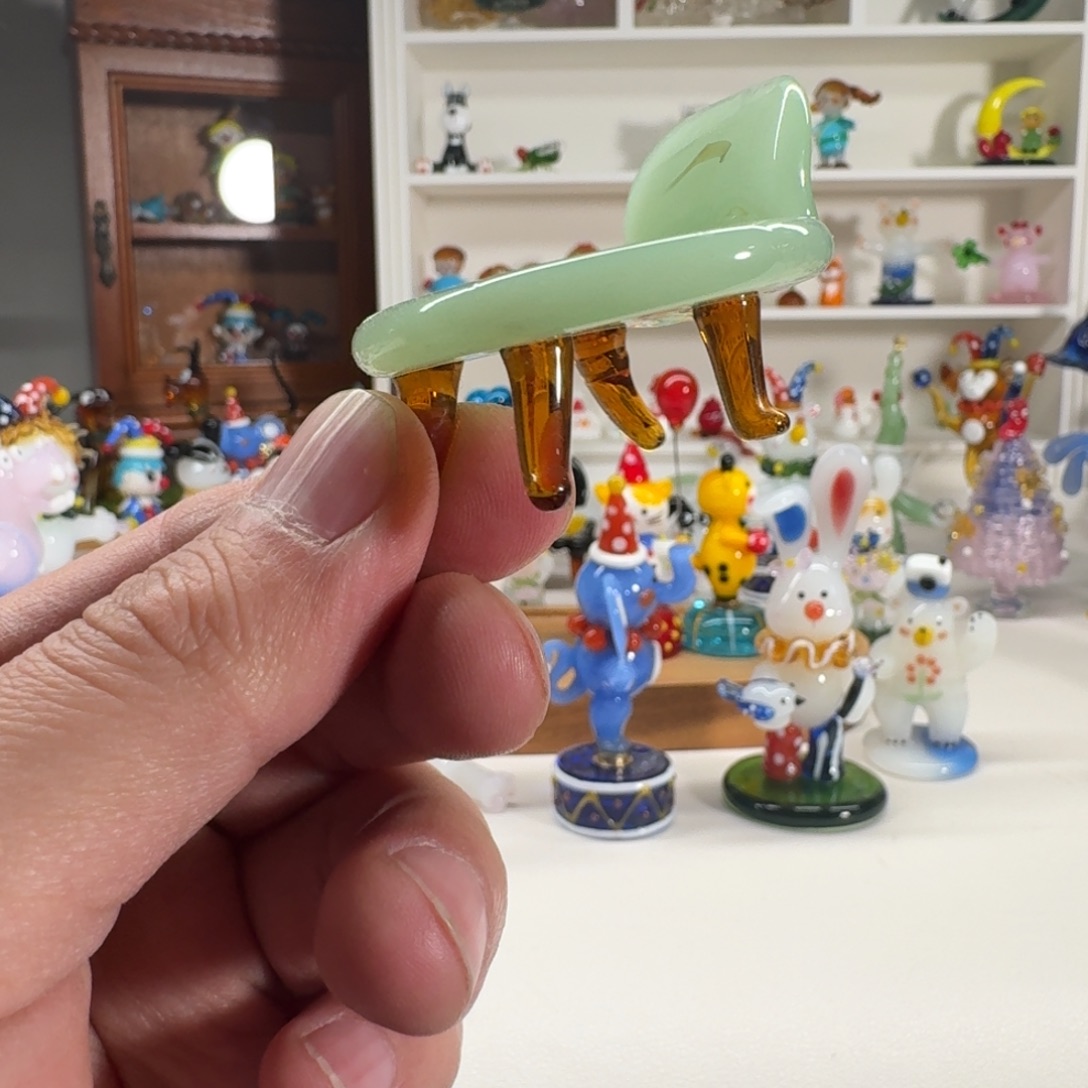 琉璃手工艺品椅子