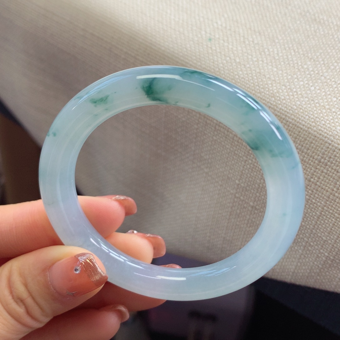 翡翠手镯未镶嵌10号