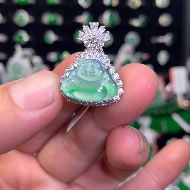 【闪购商品】翡翠颈饰银S925镶嵌天然翡翠