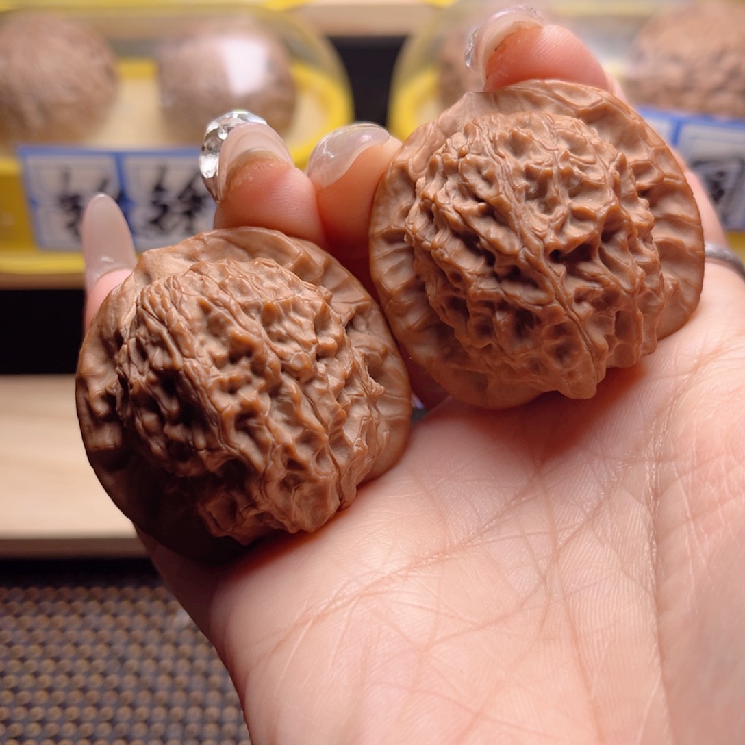 文玩核桃把件马老四