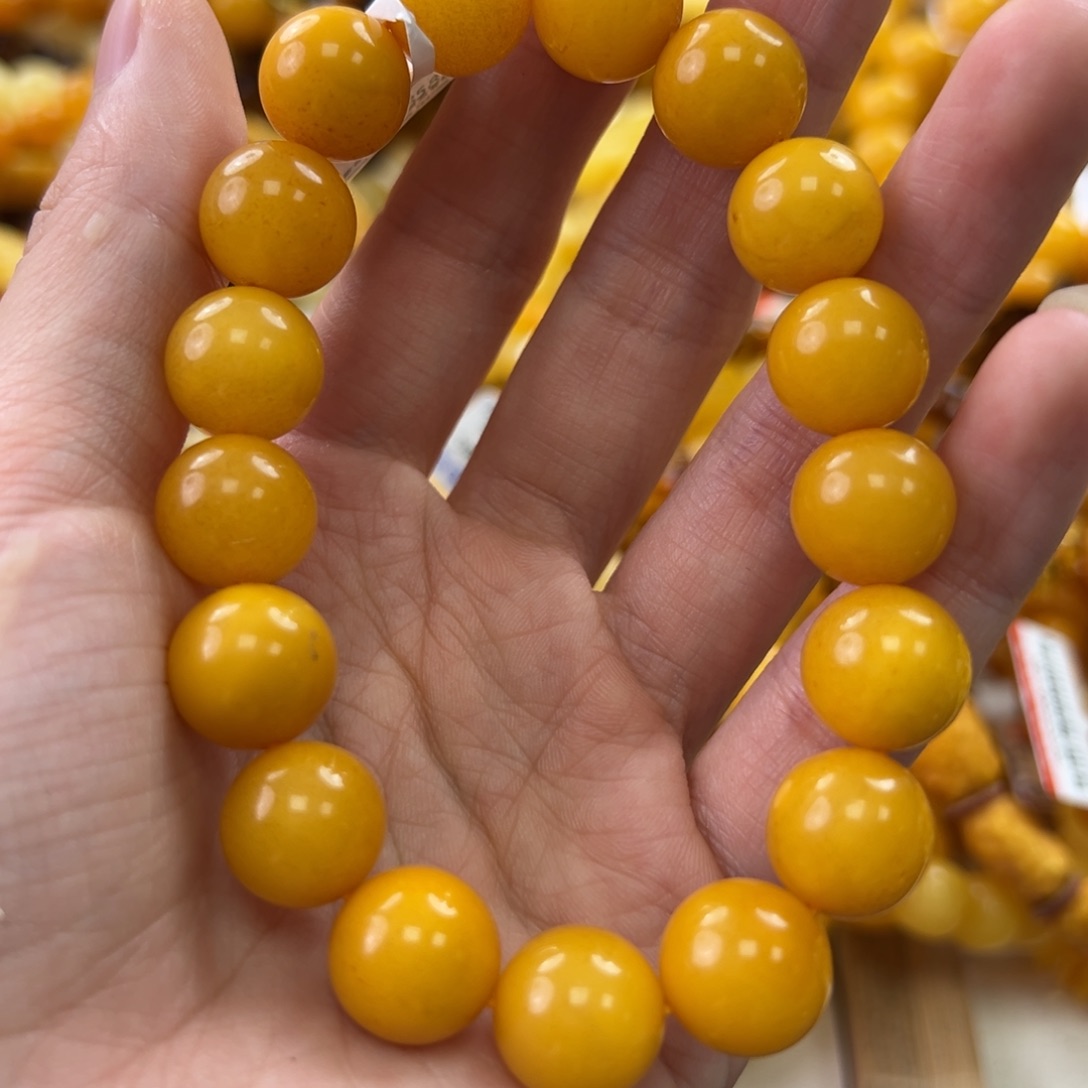 未镶嵌琥珀珠宝奇石