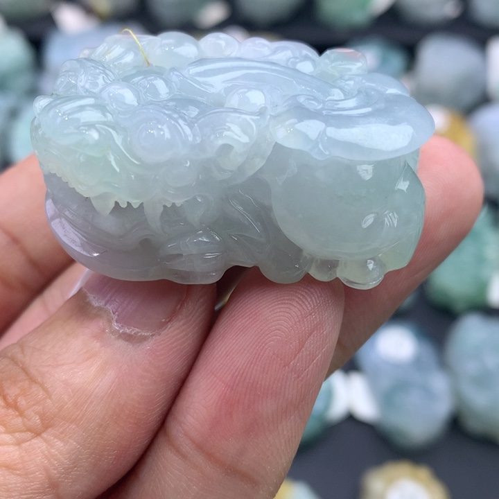 翡翠未镶嵌颈饰天然缅甸翡翠招财貔貅吊坠