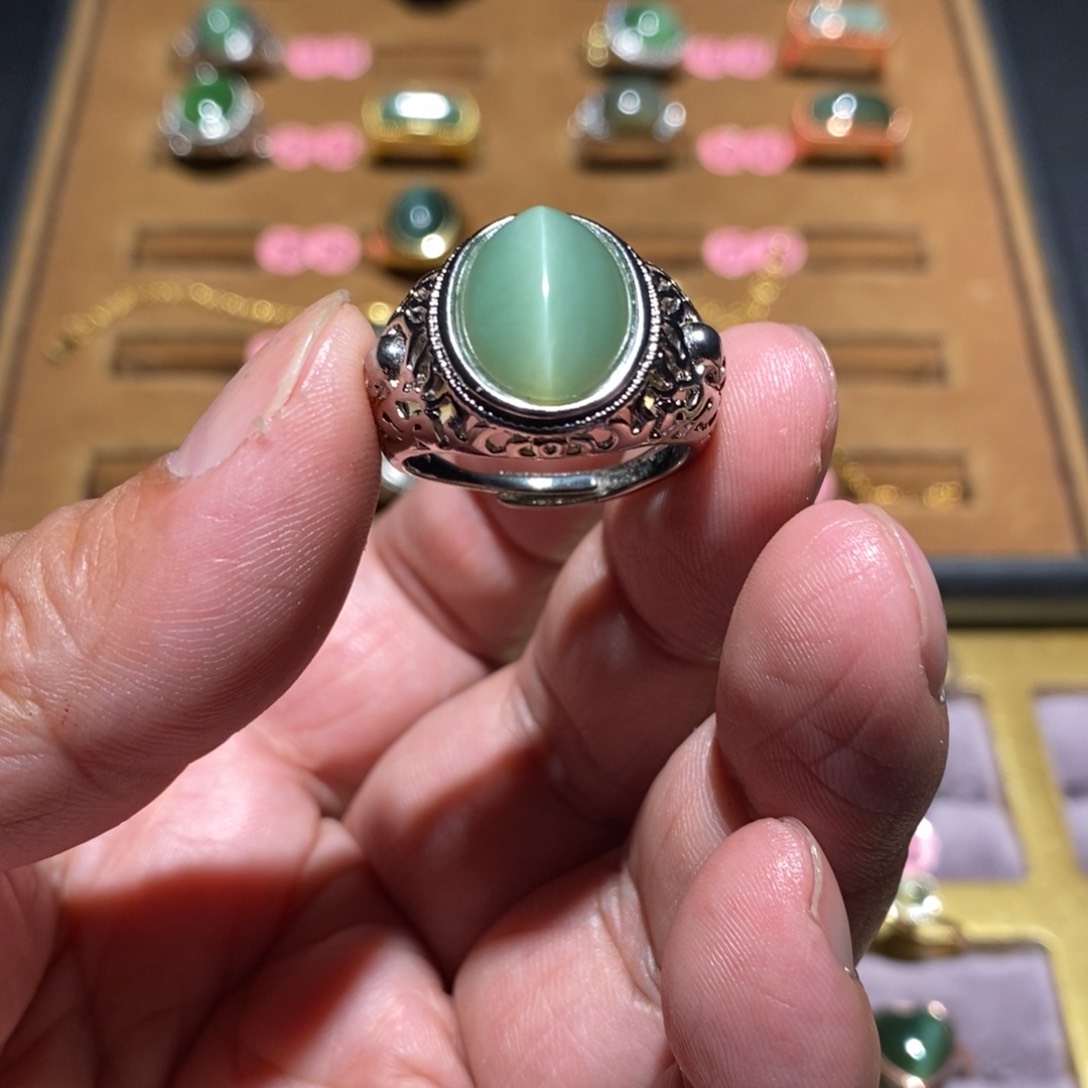 和田玉（碧玉）戒指未镶嵌
