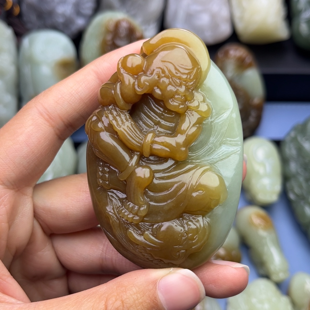 和田玉未镶嵌挂件