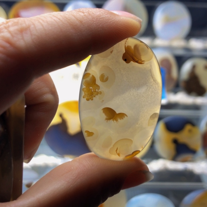 合金玛瑙/玉髓珠宝奇石135