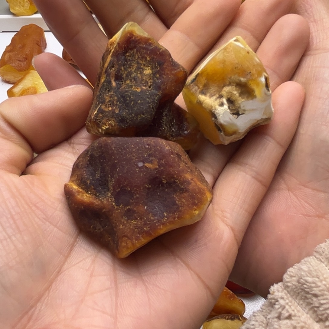 博****定制琥珀未镶嵌蜜蜡订制珠子三通