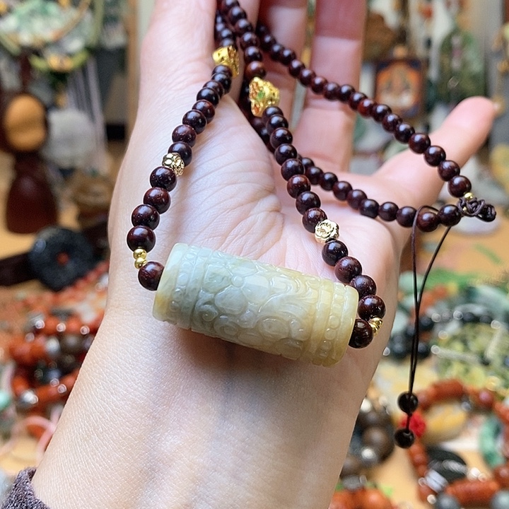 翡翠颈饰未镶嵌路路通一套33