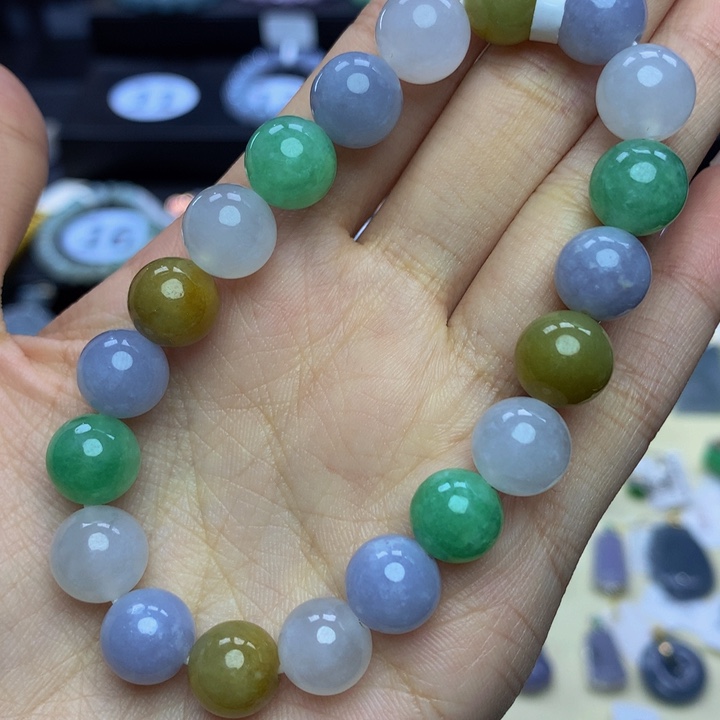 翡翠手链未镶嵌黄*娘翡翠