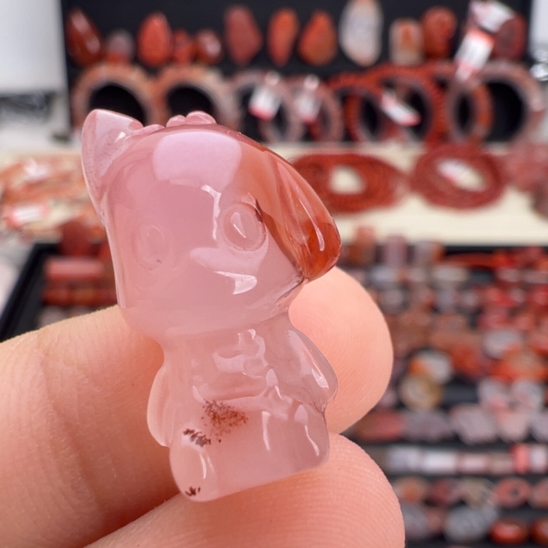 南红玛瑙未镶嵌颈饰帕恰狗