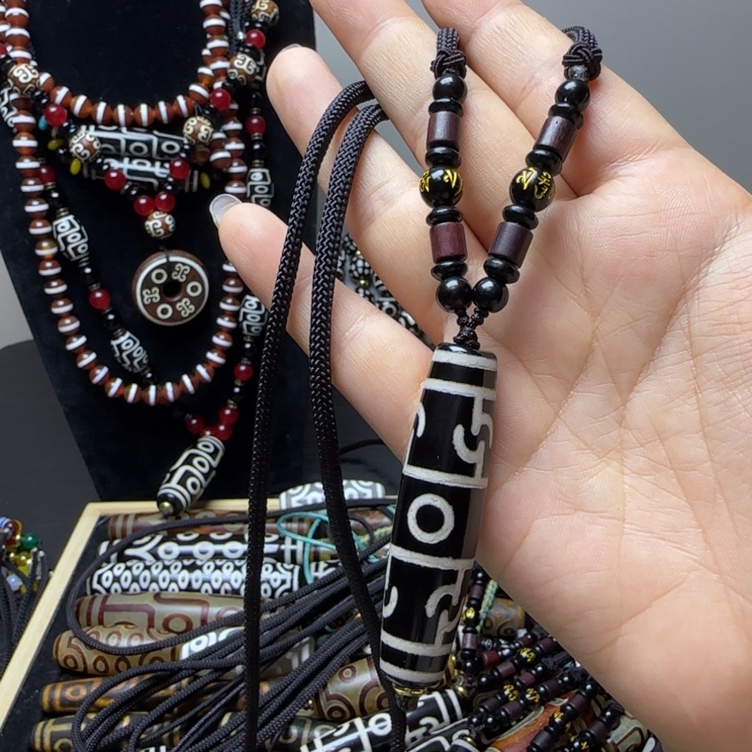 玛瑙/玉髓合金颈饰