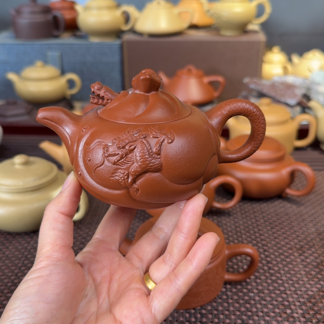朱泥茶壶鱼化龙半手220毫升
