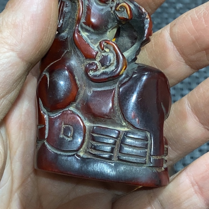 滴血莲花菩提吊坠