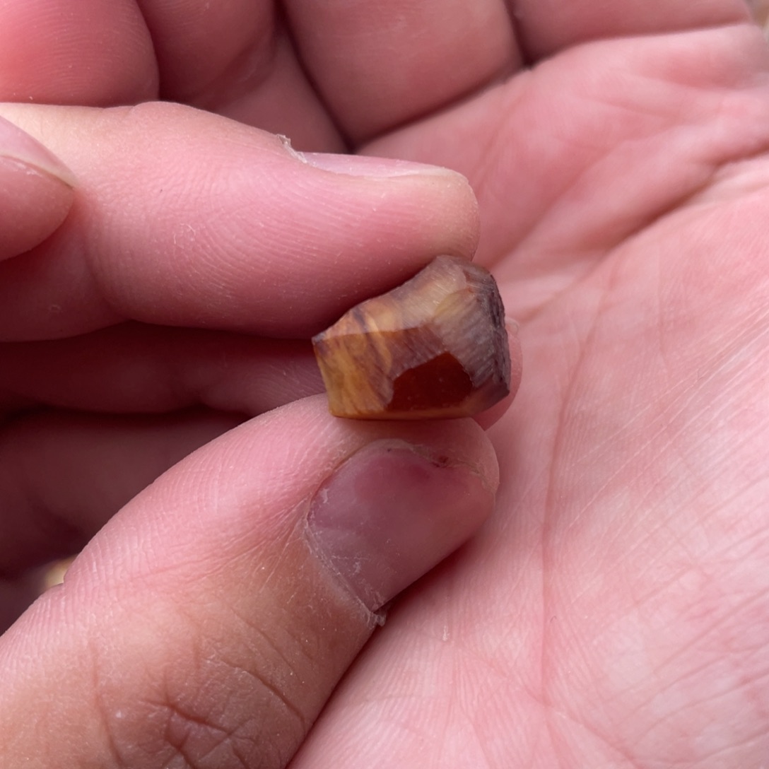 定制琥珀未镶嵌又****天