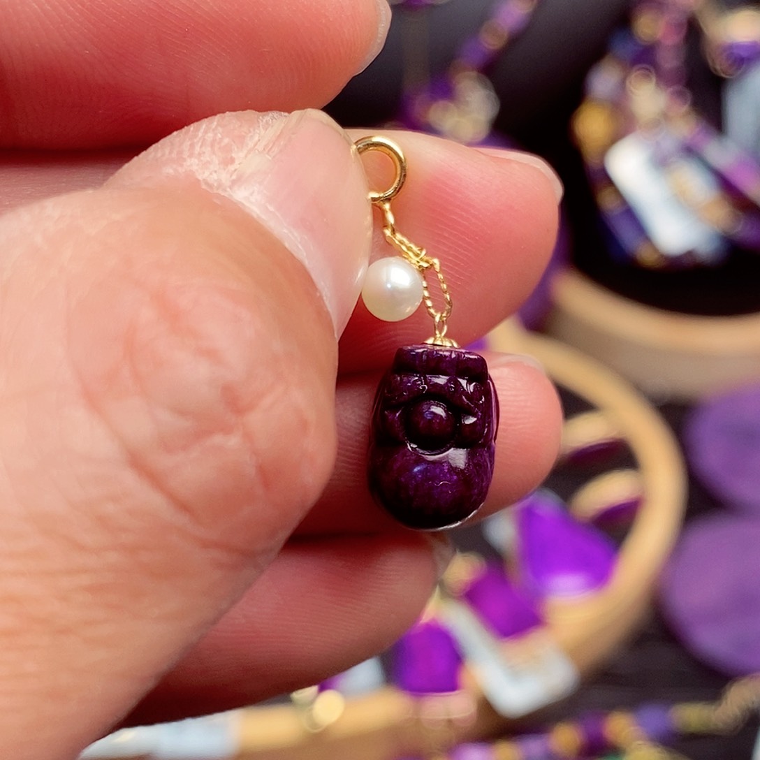 苏纪石（舒俱来）吊坠18K金镶嵌