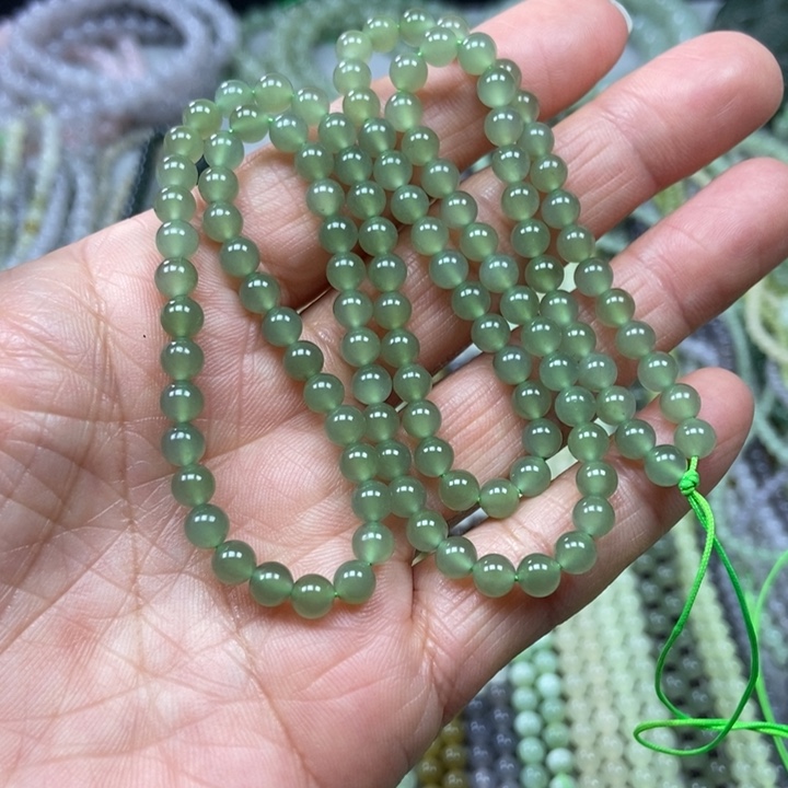 和田玉未镶嵌颈饰5