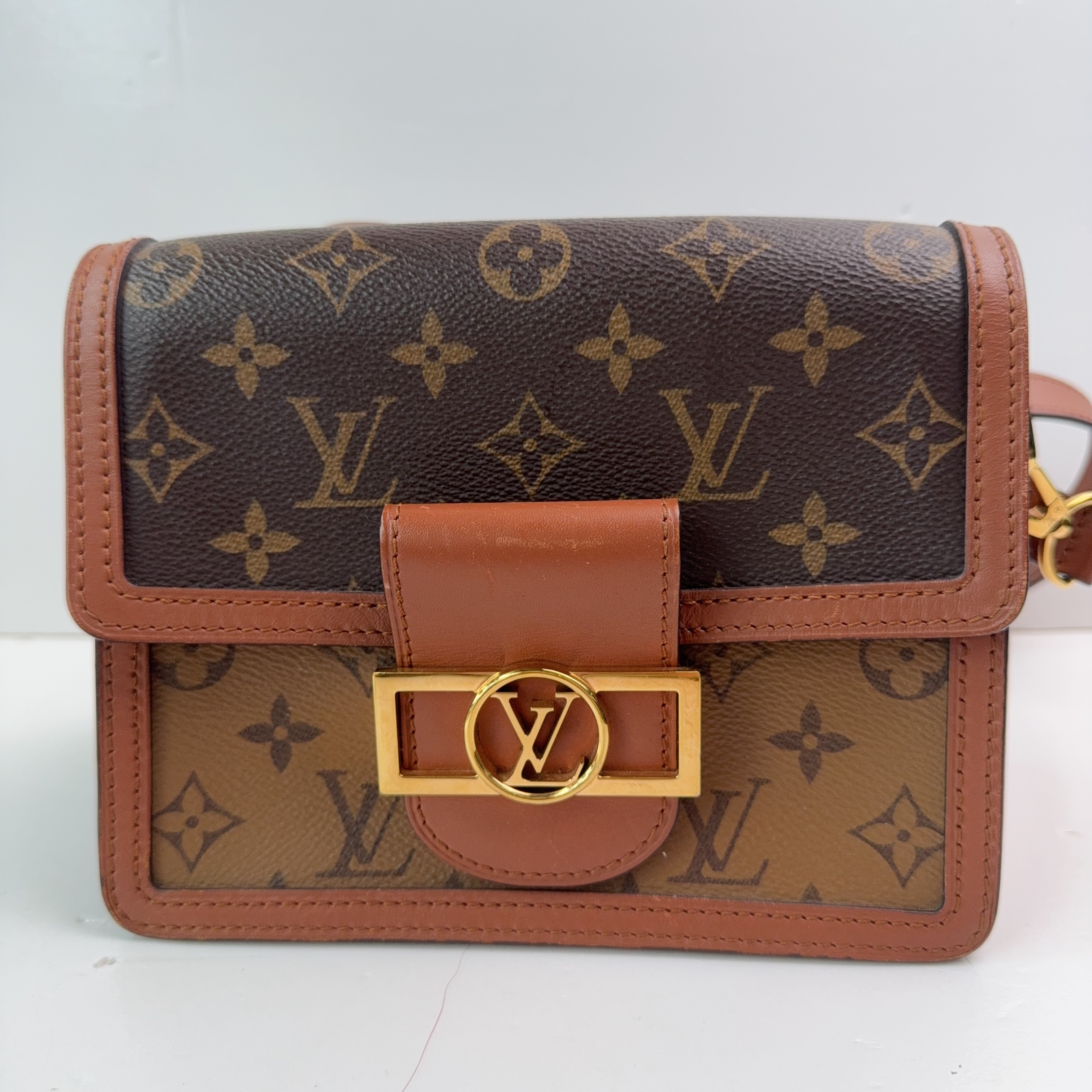 95新 LouisVuitton/路易威登 LV达芙妮19年带芯片单肩包