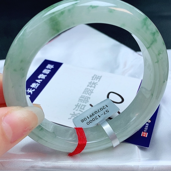 翡翠手镯未镶嵌缅甸天然a货翡翠