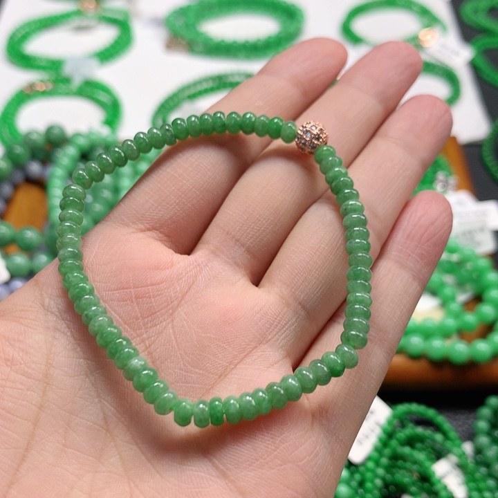 翡翠未镶嵌手链翡翠