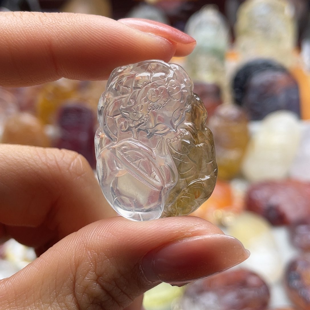 颈饰未镶嵌水晶天然