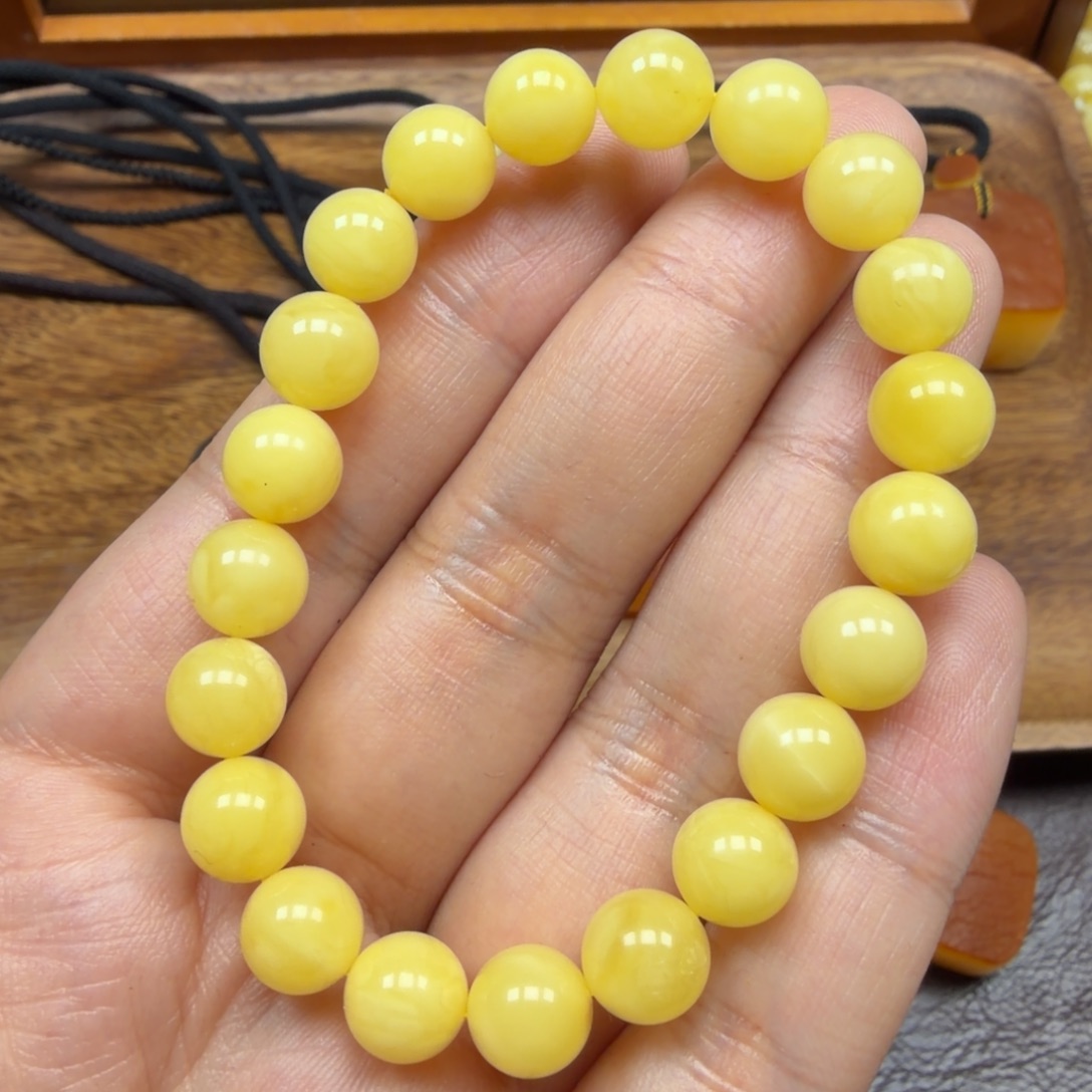 琥珀未镶嵌吊坠(赠链)