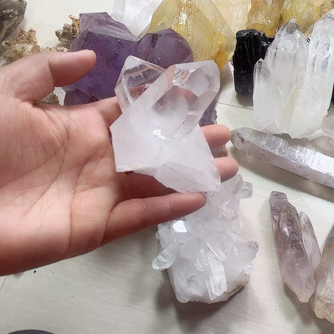 水晶天然水晶原石未镶嵌可***歌