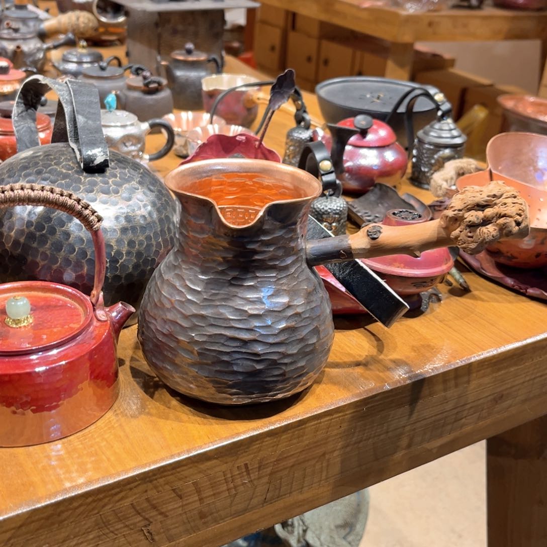 700煮茶罐手工锻打工艺