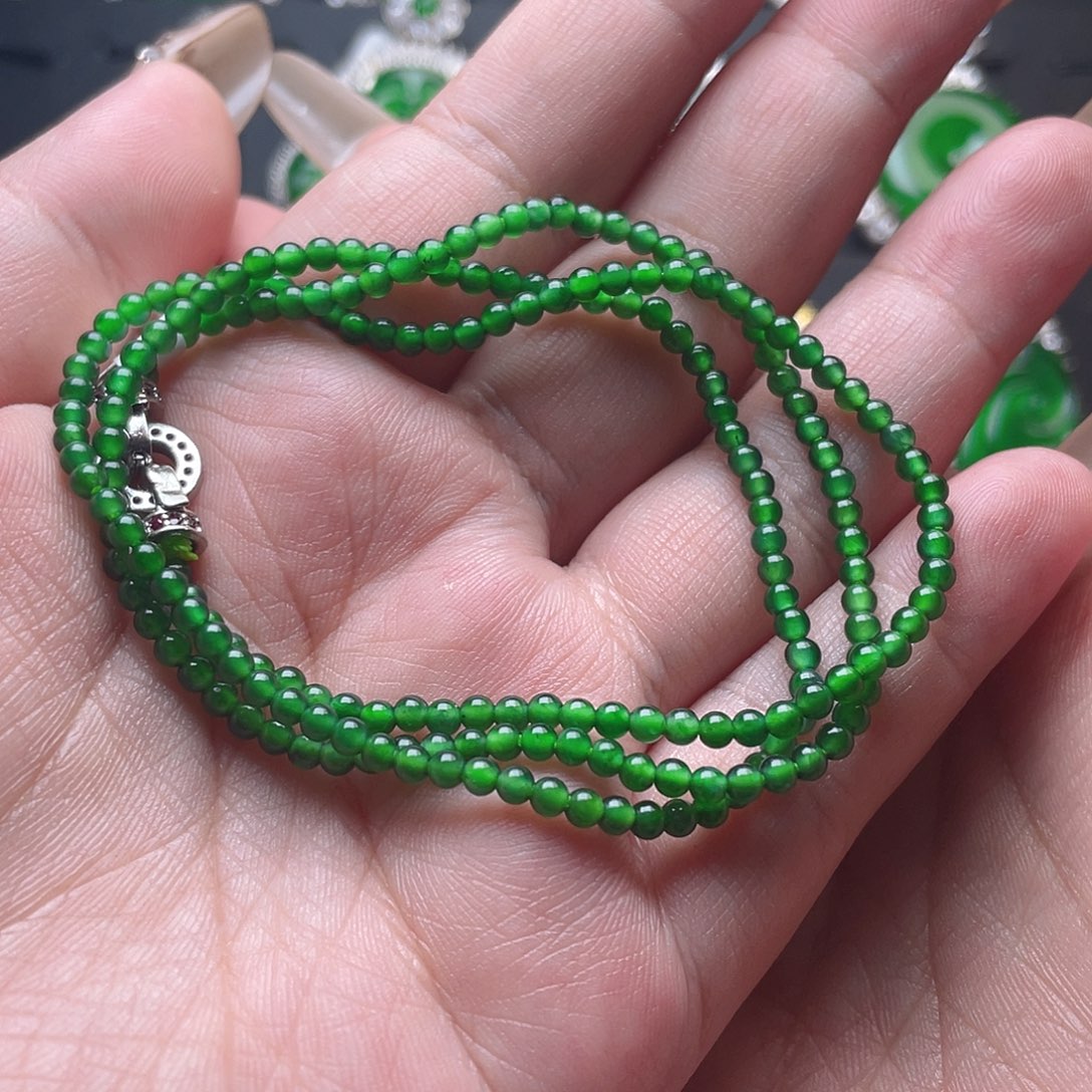 翡翠项链未镶嵌小米珠