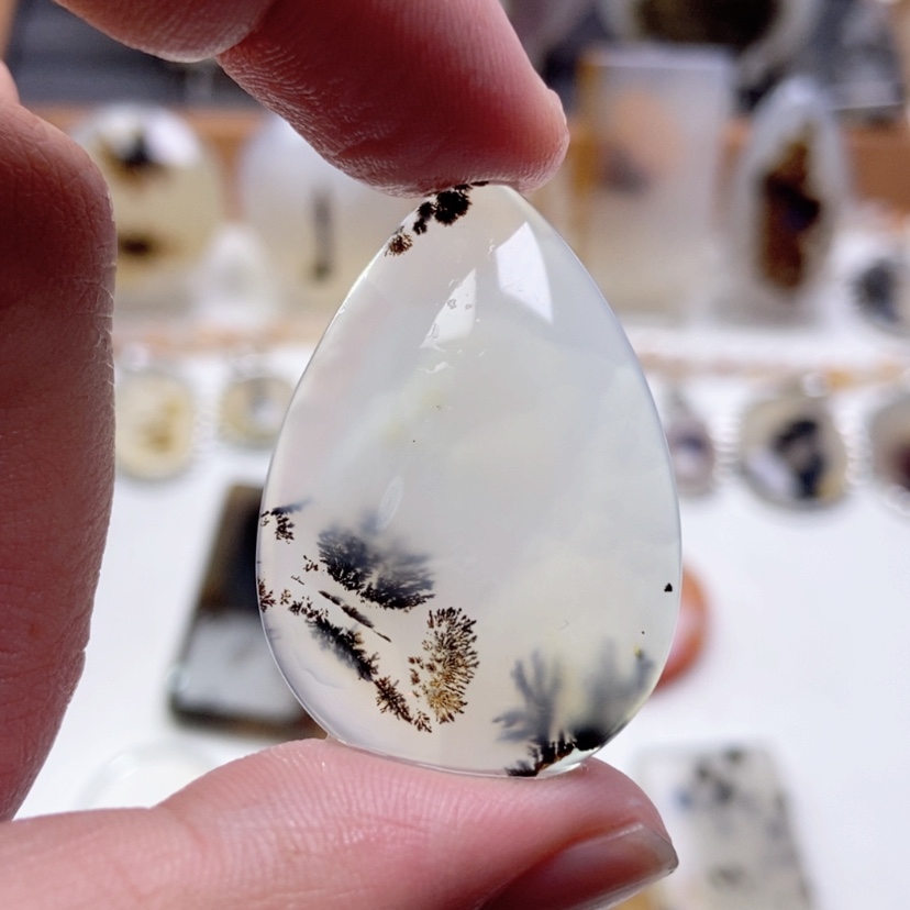 【闪购商品】玛瑙/玉髓颈饰未镶嵌