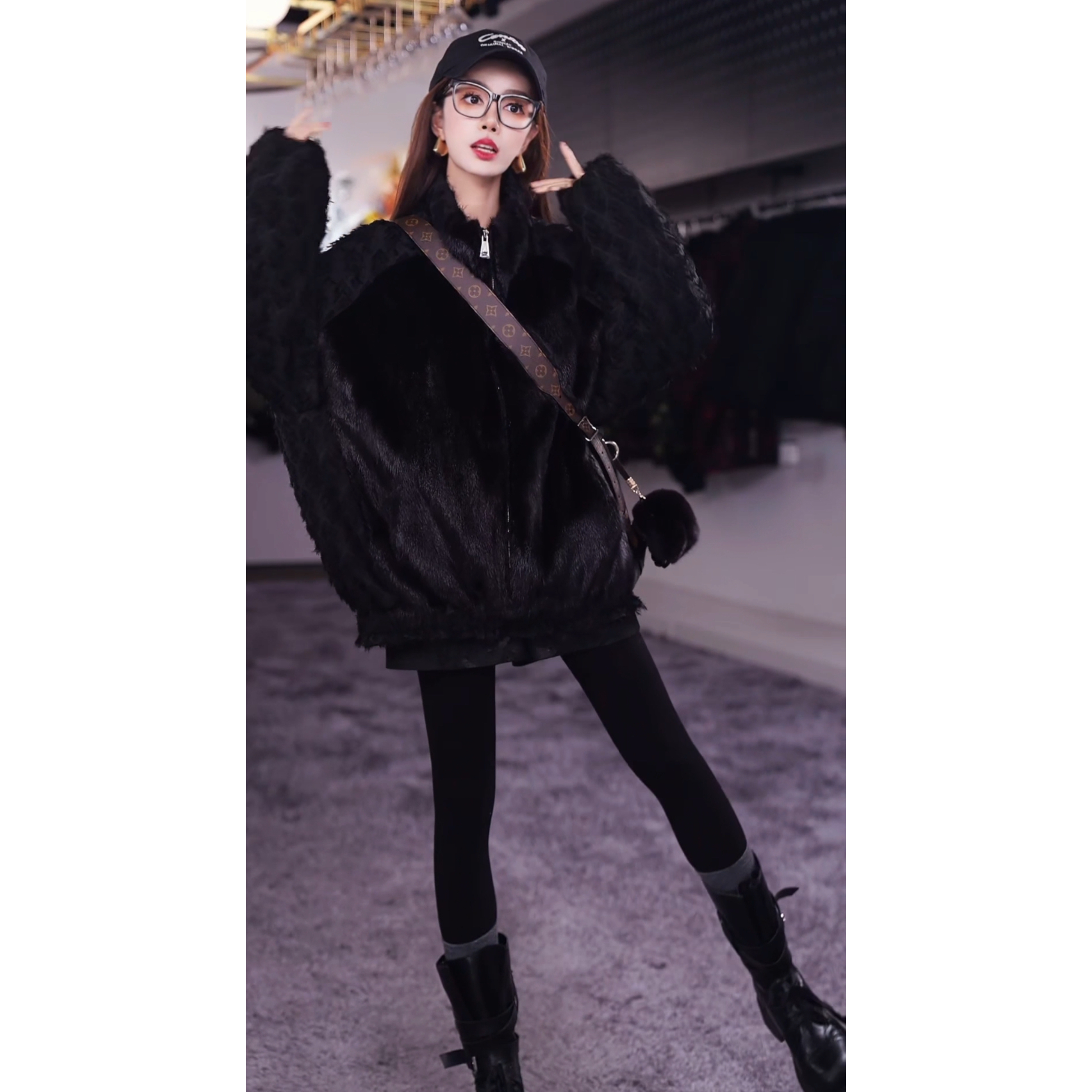 【Yongjia 】 设计师新款鹅绒服配水貂外套99789