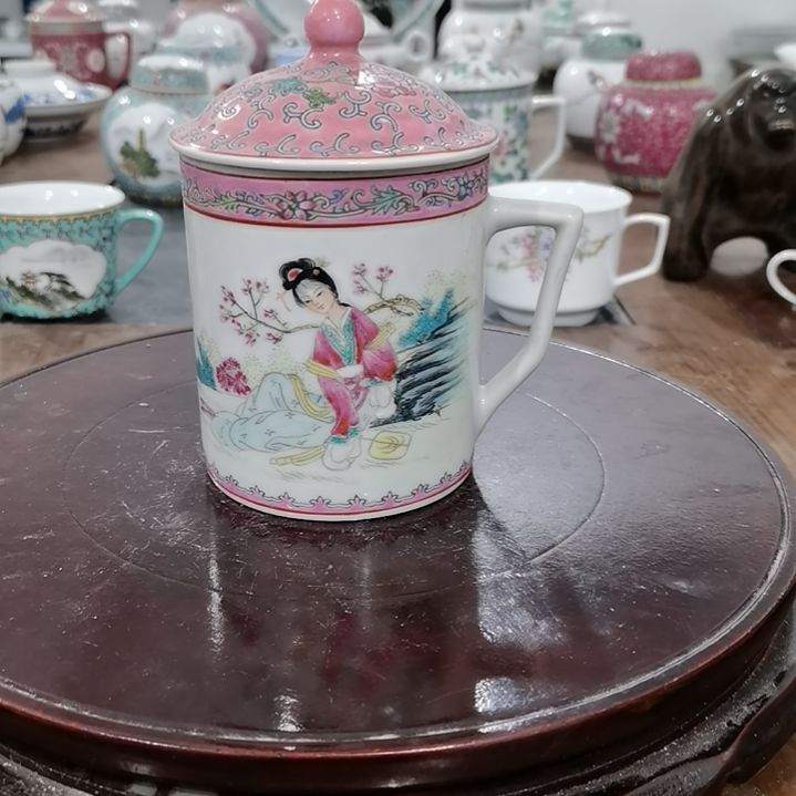 景德镇当代陶瓷工艺品胖*