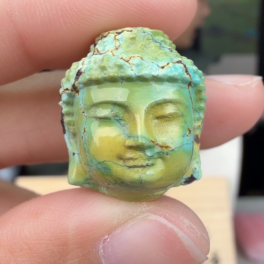 紫***芙绿松石未镶嵌珠宝奇石