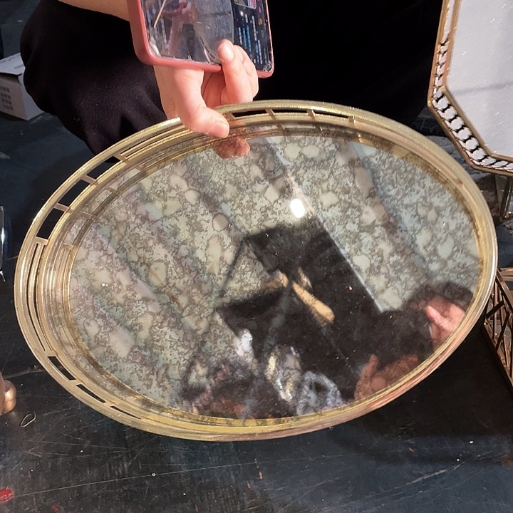 陶瓷花瓶，茶具茶杯。