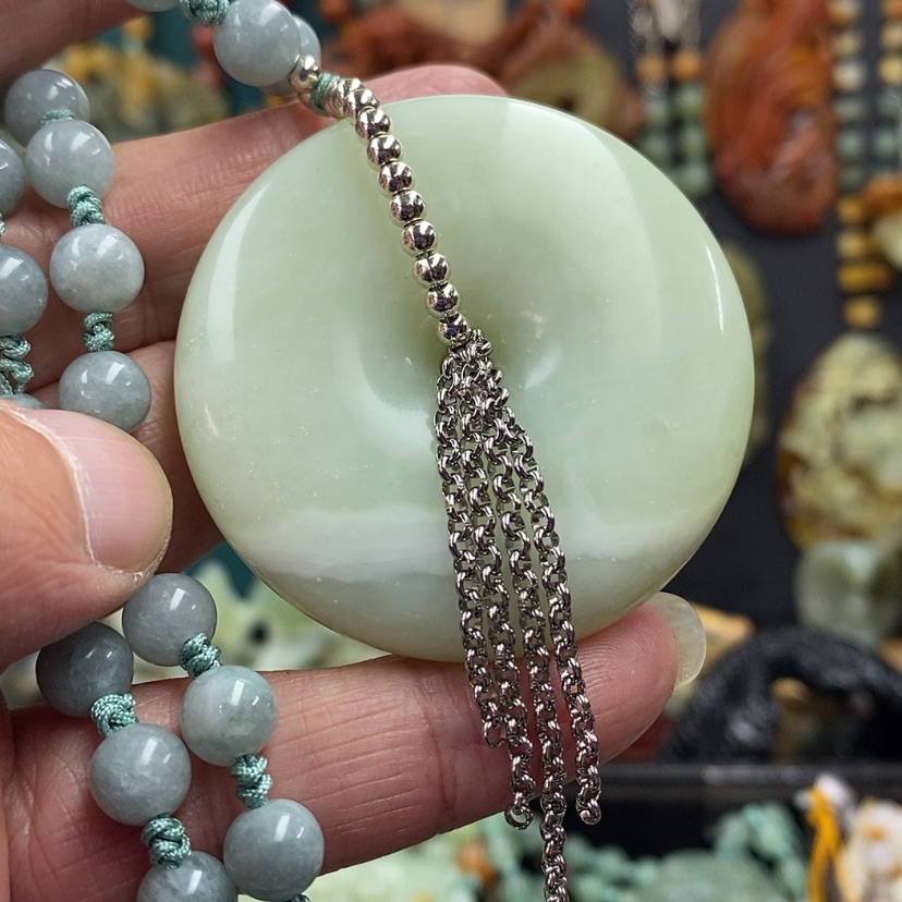 【闪购商品】蛇纹石玉未镶嵌吊坠