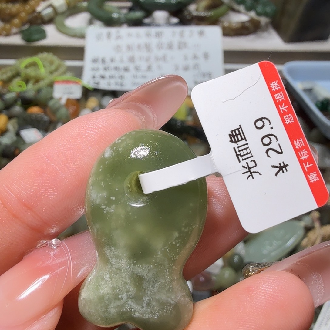 和田玉未镶嵌珠宝奇石