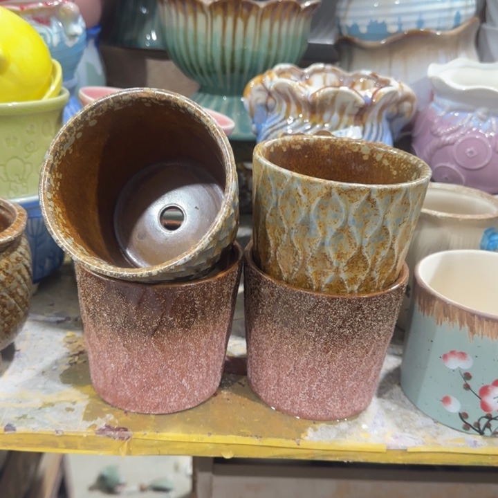 凑9米包邮，有孔，陶瓷花盆