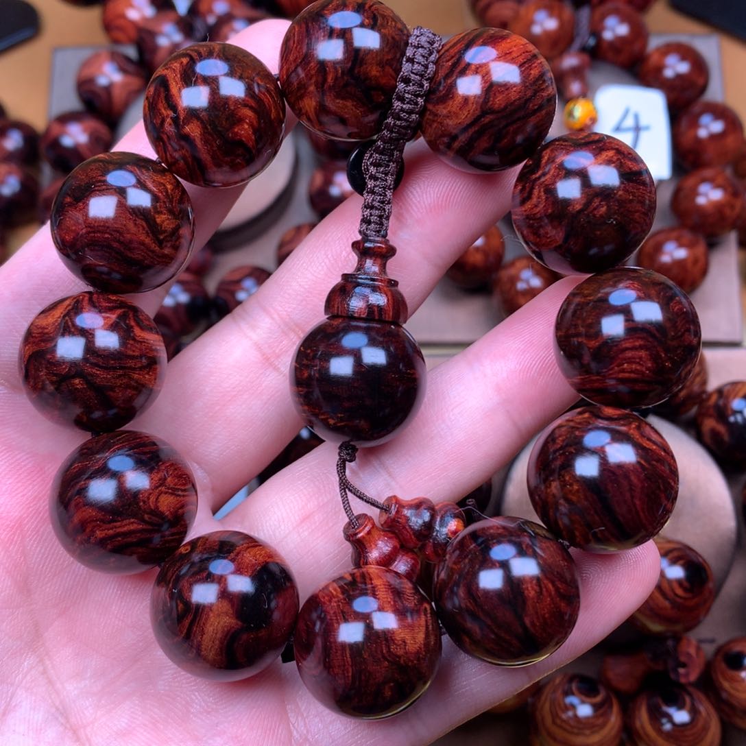 黄花梨/降香黄檀?****?黄花梨手串2.0