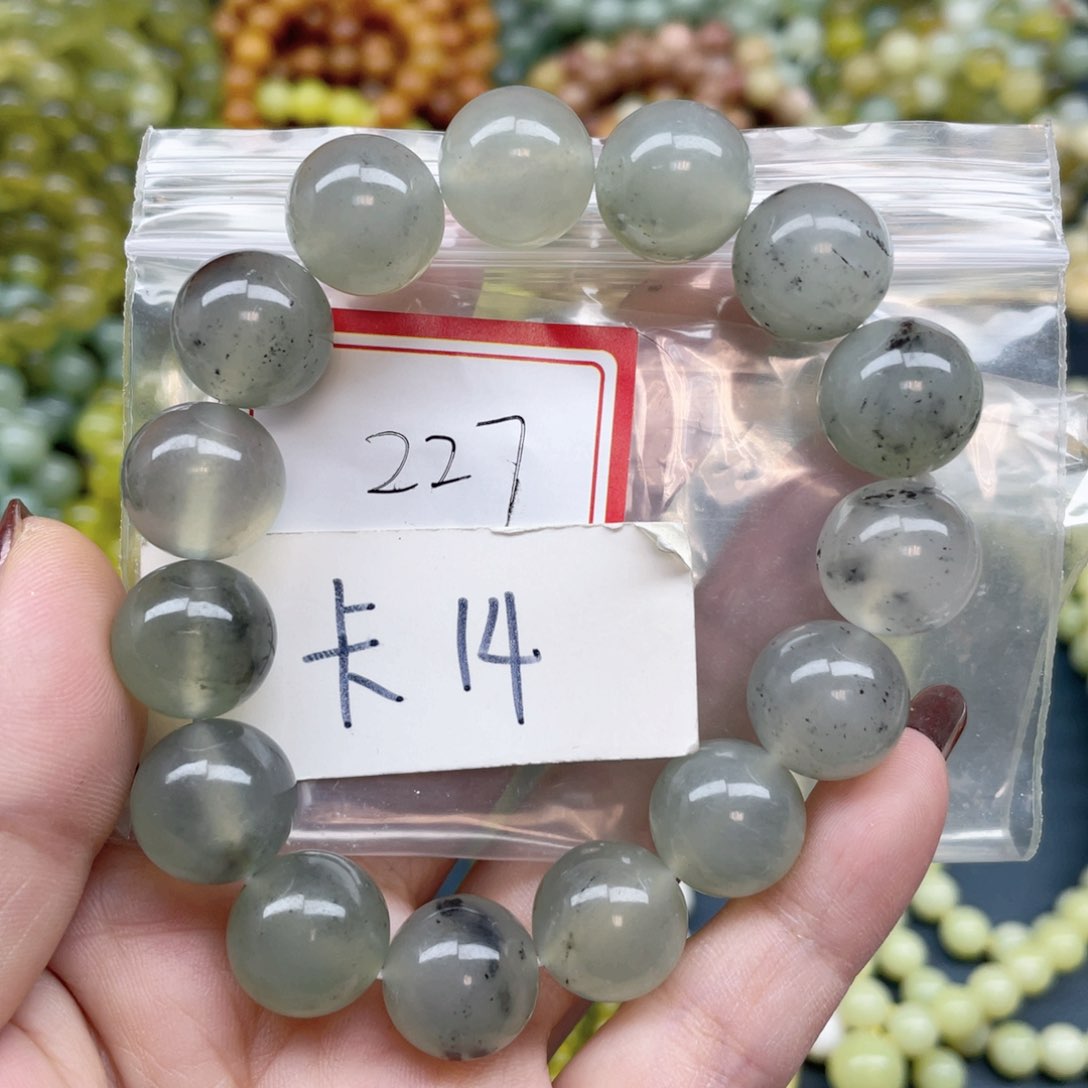 未镶嵌蛇纹石玉手串