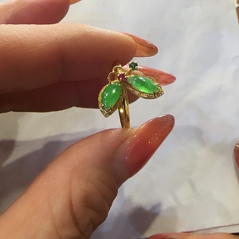 翡翠戒指18K金镶嵌天然翡翠戒指