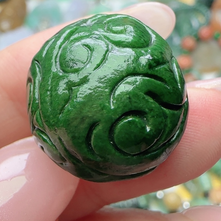 翡翠未镶嵌颈饰天然A货26