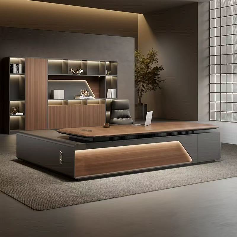 高端总裁桌办公桌老板桌简约现代轻奢董事长大班台办公室桌椅组合