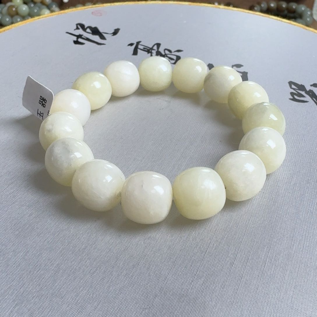 和田玉手链未镶嵌
