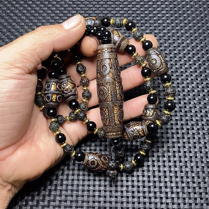 杯***叶玛瑙/玉髓未镶嵌手链