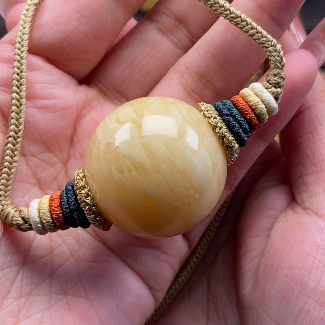 定制琥珀未镶嵌蜜蜡